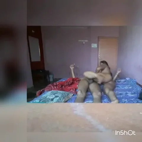 वैसेलिन लगाकर जीएफ की टाइट चूत में लंड डालकर चुदाई हिंदी बीएफ — screenshot 8