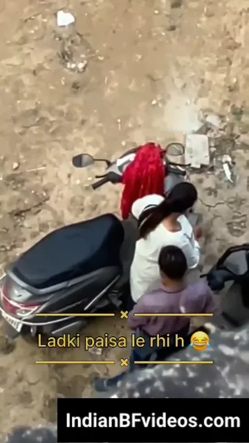 मोटी गांड वाली रंडी पैसे लेकर खुल्लमखुल्ला चुदती देसी सेक्स हिंदी बीएफ — screenshot 3