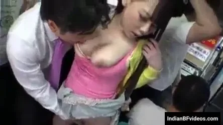जापानी लड़की की बस में जबरदस्त देसी स्टाइल चूत चुदाई वीडियो — screenshot 6