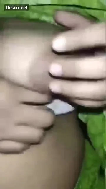 पति ने बीवी के बड़े बूब्स और चूत का नंगा वीडियो बनाया — screenshot 2