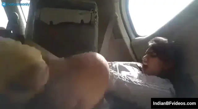 ड्राइवर अंकल ने कार में मालिक की बेटी की चूत चाटकर देसी चुदाई एमएमएस बनाया — screenshot 4