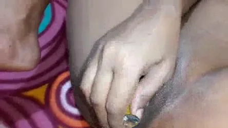 देसी गांव की माल ने केला घुसाकर चूत चोदी जोरदार ब्लू फिल्म सेक्स वीडियो — screenshot 9