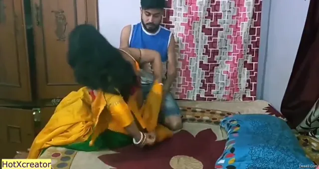पड़ोस वाली साड़ी वाली भाभी के साथ लड़के का हॉट रोमांस हिंदी बीएफ — screenshot 5