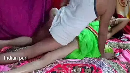 नई बीवी के साथ घर पर होममेड देसी सेक्स वीडियो बनाया — screenshot 2