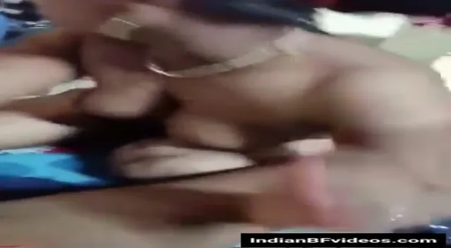 भाभी ने देवर का छोटा लंड चूसकर चुदाई करवाई हिंदी बीएफ वीडियो — screenshot 4