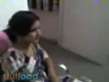 भोपाल बॉस ने ऑफिस में रंडी बुलाकर जोरदार चुदाई की हिंदी बीएफ वीडियो — screenshot 4