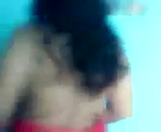 पड़ोस की उर्मिला भाभी घर में नंगा करके चुदाई MMS वीडियो — screenshot 4