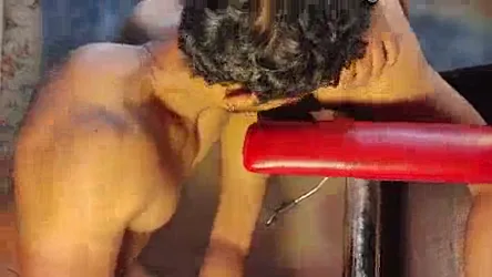 बॉडीगार्ड ने इंडियन लड़की की चूत और गांड चाटकर चोदा हिंदी बीएफ वीडियो — screenshot 8