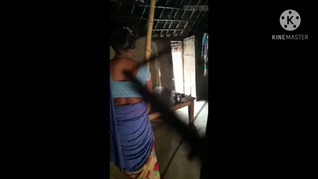 लड़के ने पड़ोस की भाभी को घर बुलाकर जोरदार चोदा वीडियो — screenshot 1