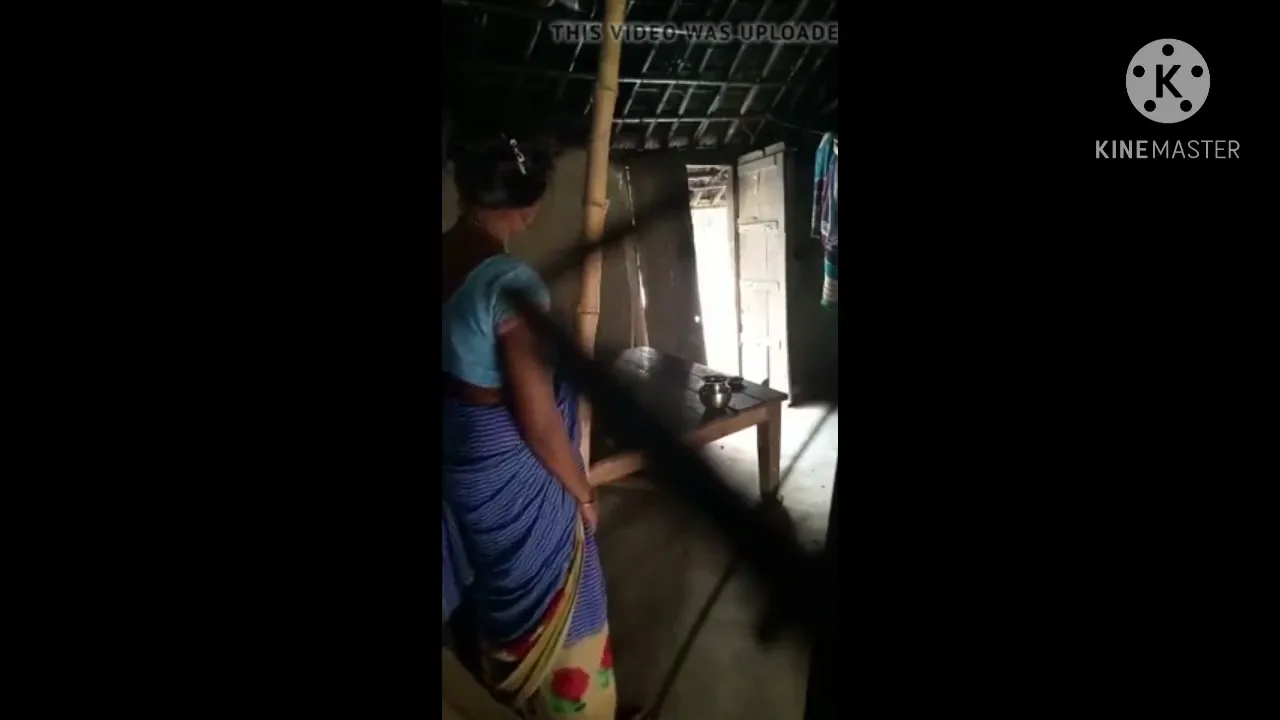 लड़के ने पड़ोस की भाभी को घर बुलाकर जोरदार चोदा वीडियो