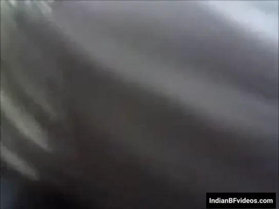 शर्मीली तेलुगू गर्लफ्रेंड को लॉज में लाकर नंगी चुदाई फिल्माया MMS वीडियो — screenshot 8