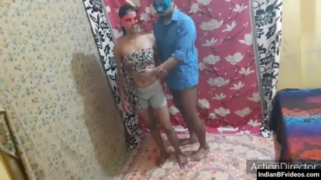 अपने बॉयफ्रेंड का लंड हाथों से हिलाती सुंदर लड़की देसी बीएफ सेक्स वीडियो — screenshot 1