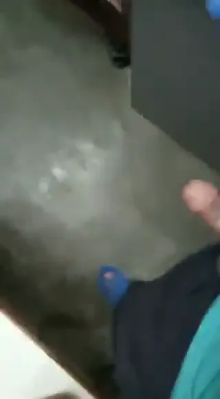 दोस्त की बीवी को चोदता आदमी बोला जल्दी निकलवा दोगी मेरा लंड वीडियो — screenshot 5