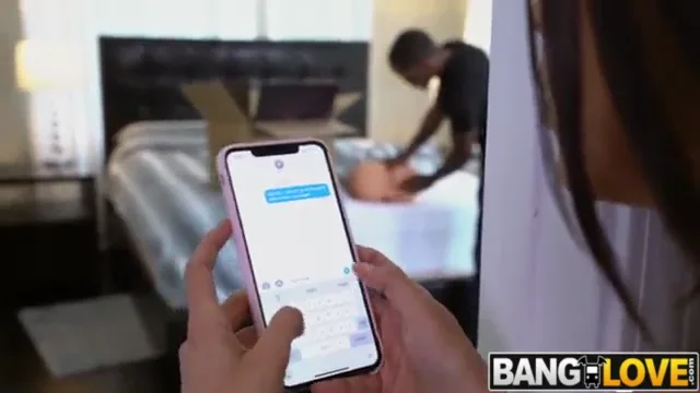 सेक्स डॉल के बदले अपनी बहन को चोदकर हिंदी बीएफ में देहाती चुदाई का मजा — screenshot 3
