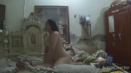 बीवी ने पति को वेबकैम पर बॉयफ्रेंड से चुदाई लाइव दिखाई हिंदी बीएफ — screenshot 9