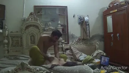 बीवी ने पति को वेबकैम पर बॉयफ्रेंड से चुदाई लाइव दिखाई हिंदी बीएफ