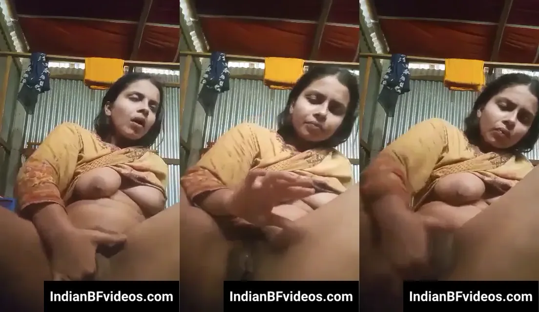 विलेज गर्ल ने दो उंगली एक साथ चूत में डालकर फिंगरिंग की देसी सेक्स MMS