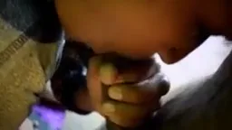 इंडियन लड़की का ब्लोजॉब हैंडजॉब और कमशॉट सेक्स वीडियो — screenshot 1