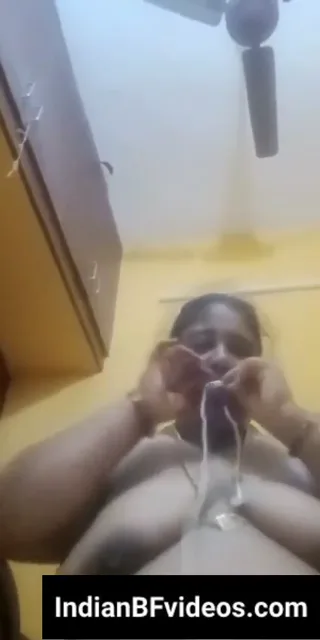 मल्लू आंटी ने बड़े स्तनों का न्यूड वीडियो कॉल शो दिखाया — screenshot 3
