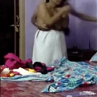 मोटी इंडियन बीवी की चूत और गांड की देसी चुदाई ब्लू फिल्म वीडियो — screenshot 1
