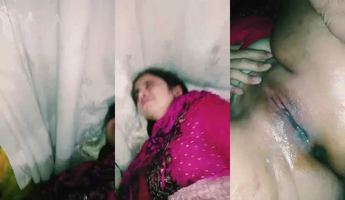 गुलाबी चूत वाली मुस्लिम लड़की की देसी चुदाई और माल चूत में डाला वीडियो