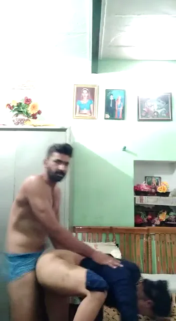 प्रेमी से ठुकी चीटर देसी बीवी की चूत चुदाई वाला एमएमएस — screenshot 3
