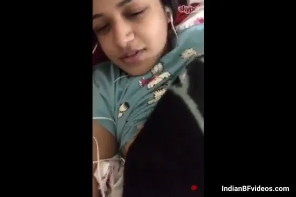 कॉलेज लवर्स ने वीडियो कॉल पर साथ हस्तमैथुन किया देसी चूत लंड MMS — screenshot 5