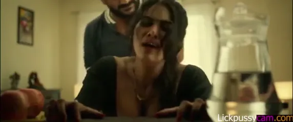कामवाली बाई को चोरी के इल्जाम में फंसाकर मालिक ने चुदाई की वीडियो — screenshot 10
