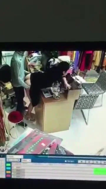 दिल्ली दुकान में नेपाली सेल्सगर्ल की जोरदार चोदाचोदी हिंदी बीएफ वीडियो — screenshot 3