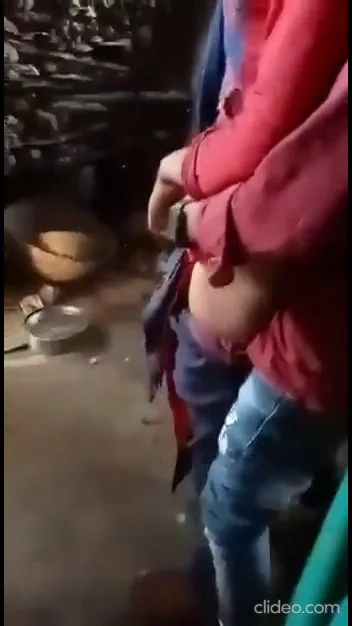 गरीब देहाती प्रेमी जोड़े ने झोपड़ी में किया जोरदार चुदाई किसिंग रोमांस हिंदी बीएफ वीडियो — screenshot 7