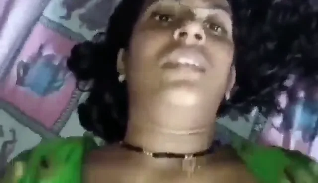पति ने बीवी की गांड बड़ी बेहरमी से मारी देहाती चुदाई बीएफ