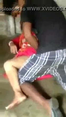 दोस्त को रंडी की तरह चोदते हुए पूरा वीडियो बनाया देसी एमएमएस में चूत चुदाई — screenshot 3