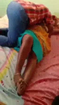 स्टूडियो में बनती इंडियन ब्लू फिल्म की असली चुदाई वाली सेक्स वीडियो — screenshot 5