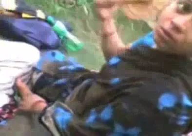 आंध्र आंटी को पार्क में लिटाकर मोटे लंड से चोदा हॉट देसी चुदाई — screenshot 3