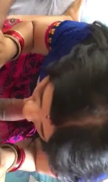 प्रियंका भाभी से लंड चूसकर डॉगी स्टाइल चूत चुदाई हिंदी बीएफ — screenshot 2