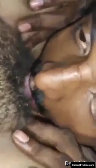 पति ने कन्नडा बीवी की झाटों वाली बुर चाटकर चोदी देसी चूत वीडियो — screenshot 2
