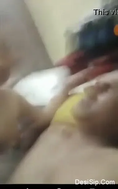 देसी इंडियन कपल की गर्म चूत चुदाई रोमांस MMS वीडियो — screenshot 4