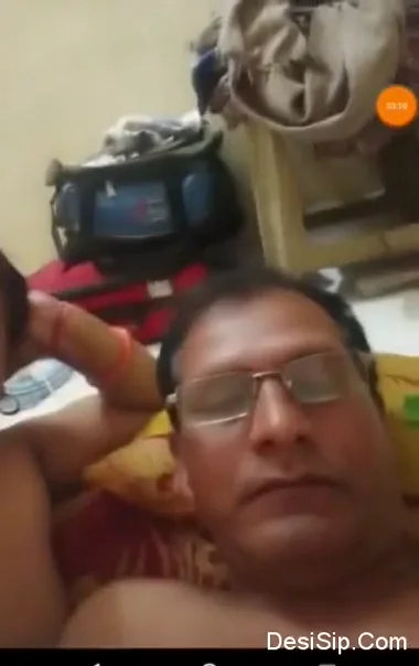 देसी इंडियन कपल की गर्म चूत चुदाई रोमांस MMS वीडियो — screenshot 8