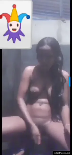 शादीशुदा लड़की पूर्व प्रेमी से वीडियो कॉल पर चूत मलाई करती हुई एमएमएस — screenshot 1