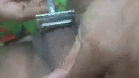 ब्लाउज वाली सास ने जमाई की झांट शेव करके लंड चूसा देसी आंटी सेक्स — screenshot 8