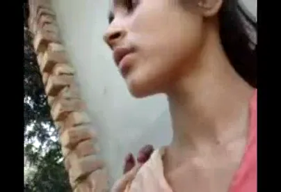 बंगाली जानेमन को चुदाई मनाता प्रेमी का देसी सेक्स MMS वीडियो — screenshot 2