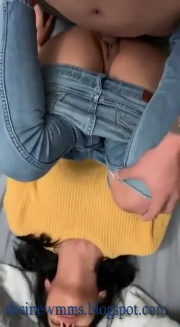 गर्लफ्रेंड की डेनिम जींस खिसकाकर चूत चोदने का देसी मजा — screenshot 8