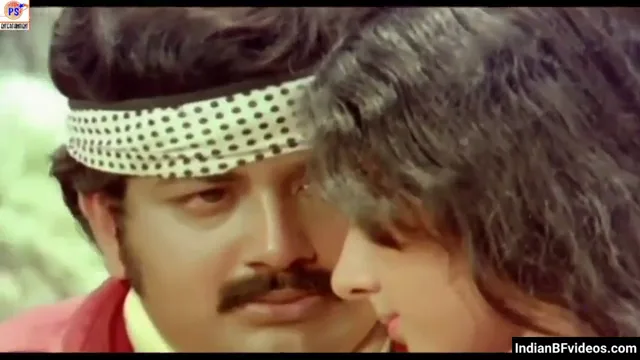 मल्लू आंटी की चिकनी चूत में लंड घुसाकर जोरदार चुदाई मल्लू ब्लू फिल्म — screenshot 5