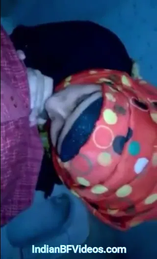 पाकिस्तानी वाइफ ने टॉयलेट में देसी लंड चूसकर चूत चुदाई का मजा लिया ब्लू फिल्म — screenshot 1