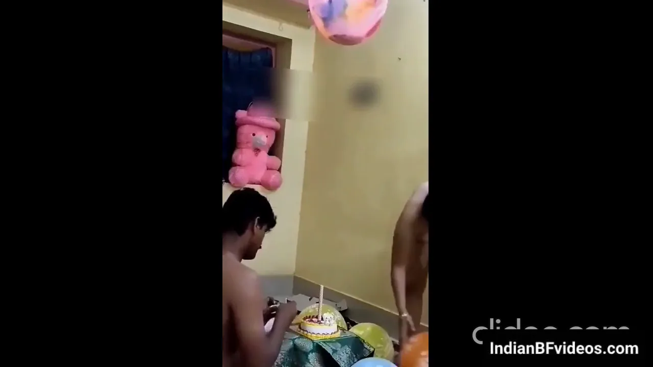पति पत्नी की नंगी एनिवर्सरी चुदाई केक काटकर हिंदी बीएफ वीडियो