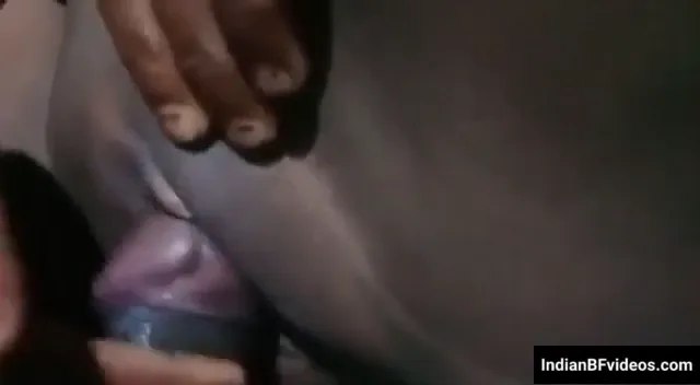 गाँव में देसी पति पत्नी की रात की जोरदार देहाती चुदाई हिंदी बीएफ वीडियो — screenshot 2
