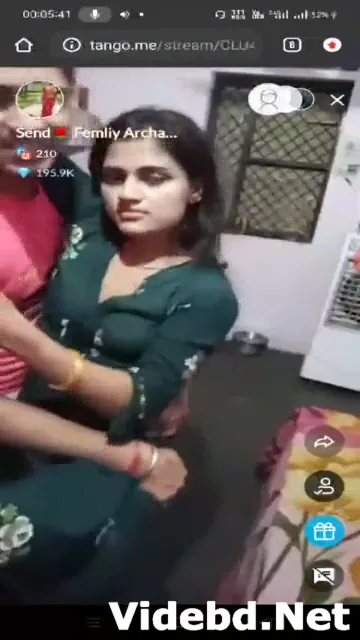 ऑनलाइन एप पर लाइव नंगी हरकतें करते लवर्स वीडियो — screenshot 2