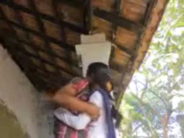 कॉलेज गर्ल ने बॉयफ्रेंड से खड़े खड़े जोरदार चुदाई करवाई देसी एमएमएस वीडियो — screenshot 1