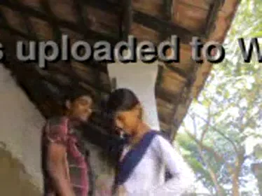 कॉलेज गर्ल ने बॉयफ्रेंड से खड़े खड़े जोरदार चुदाई करवाई देसी एमएमएस वीडियो — screenshot 5