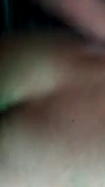 दोस्त की भाभी को दोनों तरफ से चोदते हुए थ्रीसम चुदाई हिंदी बीएफ — screenshot 4